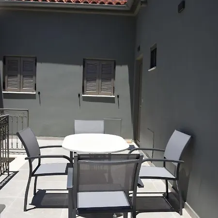 Steldi Luxury Apartment